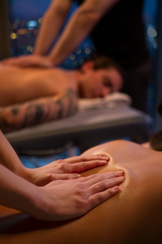 Couple massage